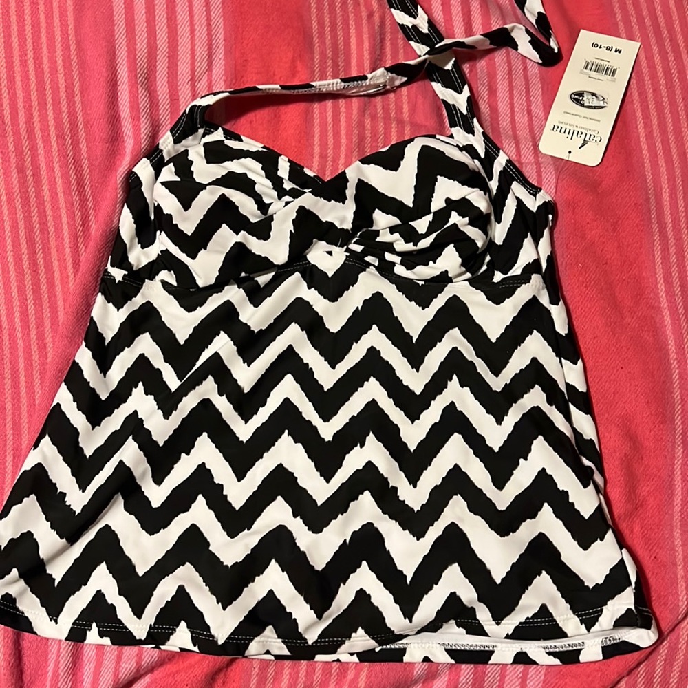 New with tags black and white chevron tankini top